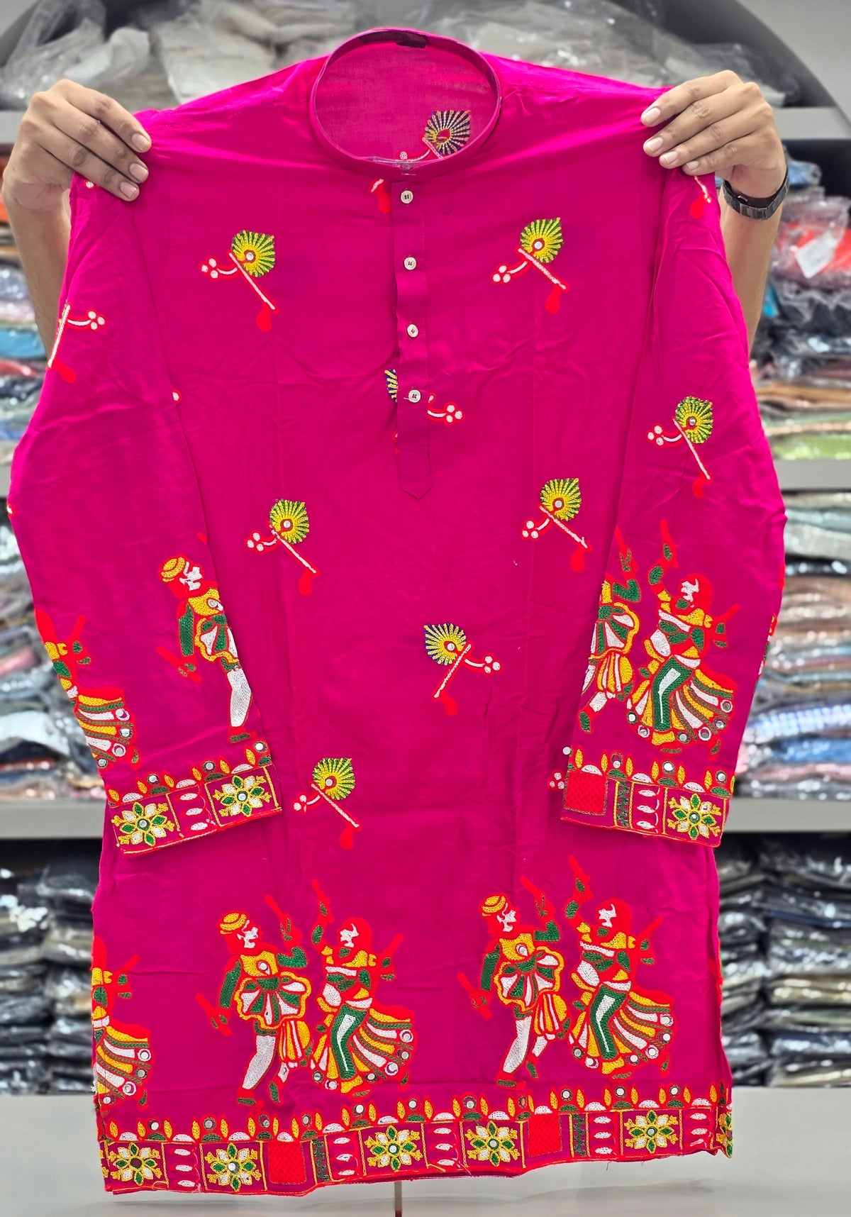 Raas Rang Gamthi Embroidered Kurta