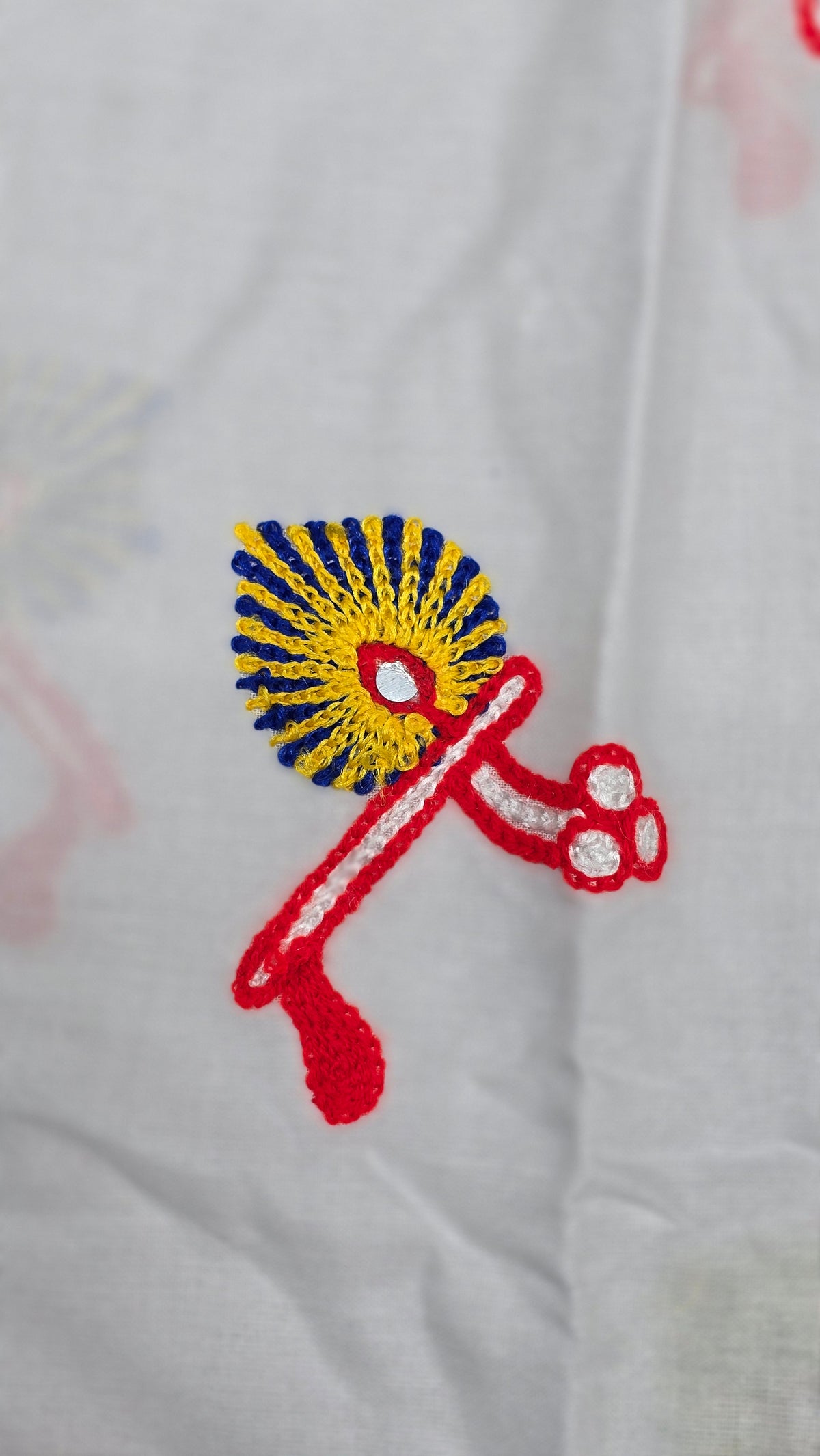 Raas Rang Gamthi Embroidered Kurta