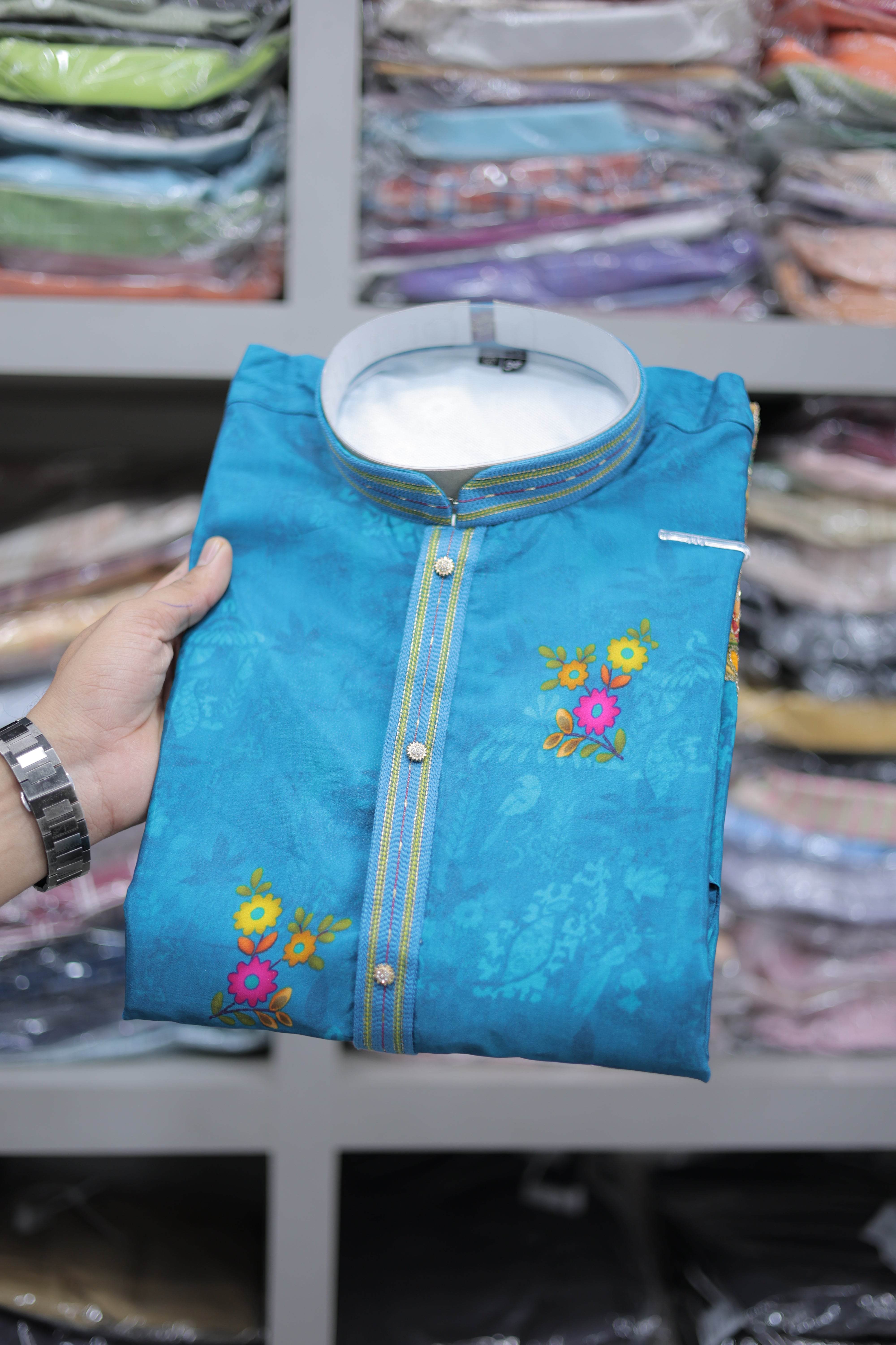 Royal Haveli Narrative Sequence Print Short Kurta