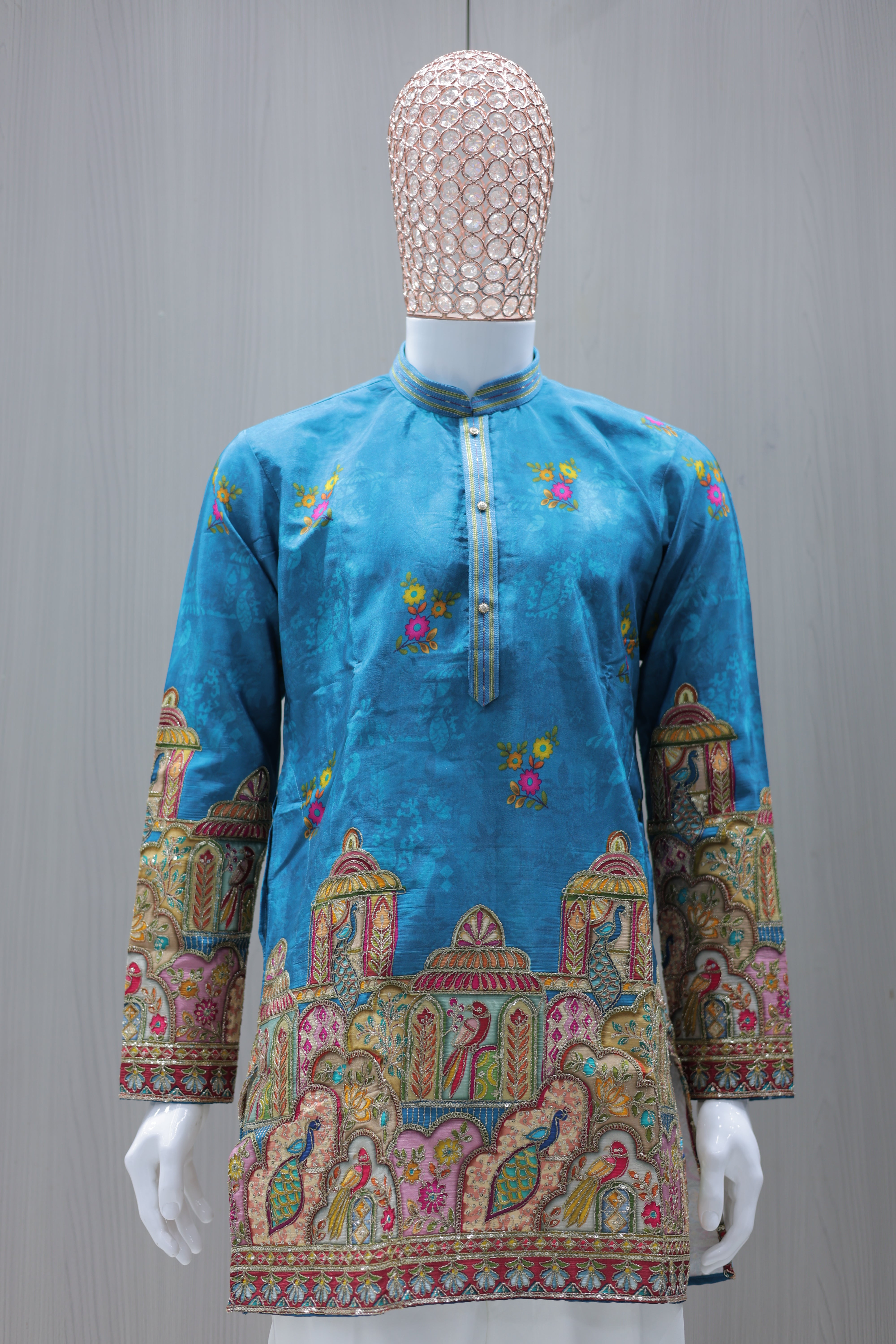 Royal Haveli Narrative Sequence Print Short Kurta